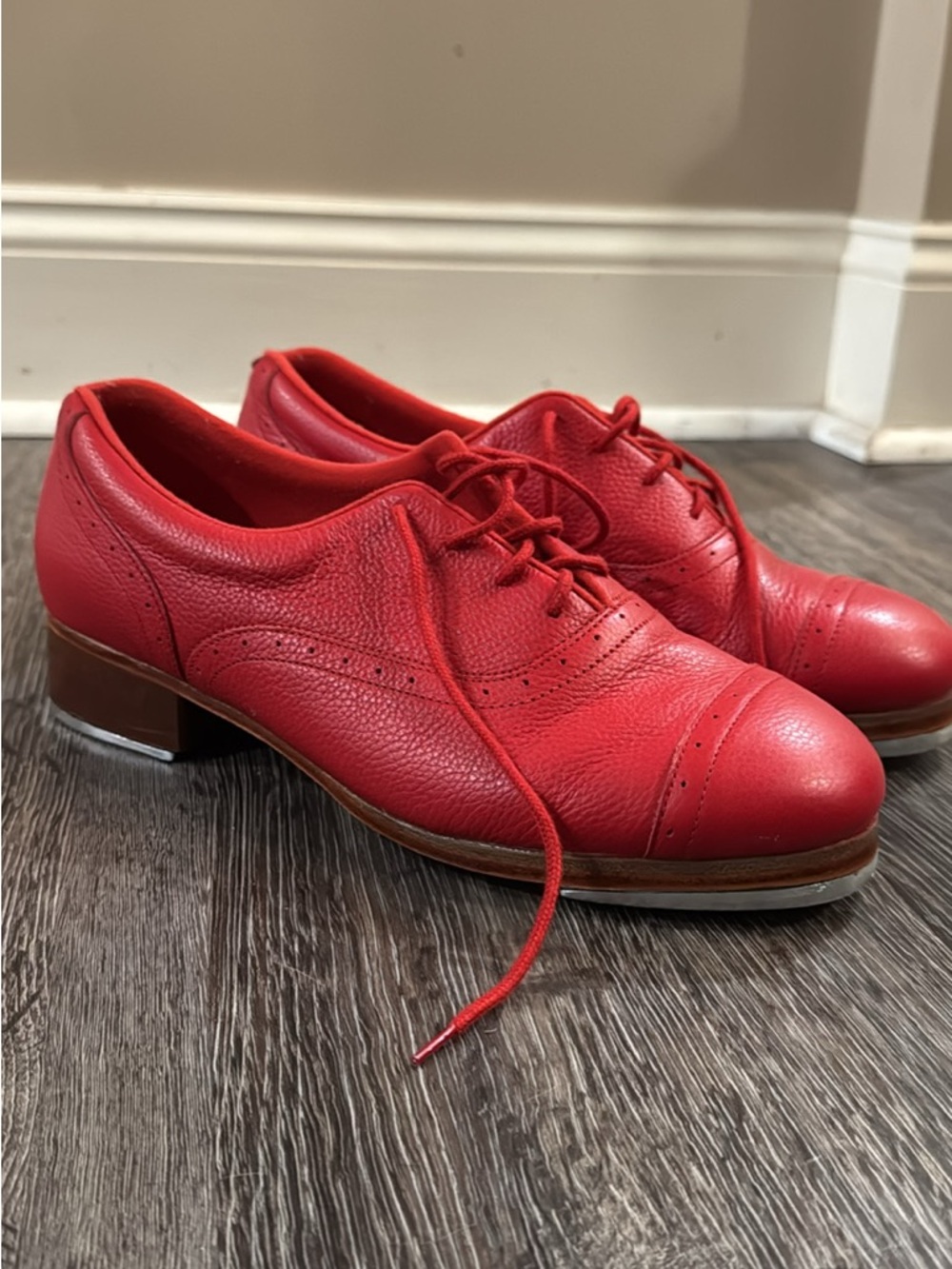 Bloch Red Leather Lace-Up Women's Oxford Tap shoes